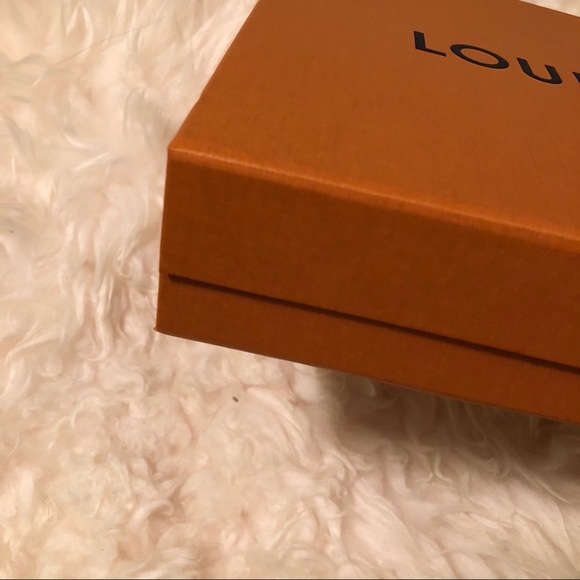Large LV Box - Picture 3 of 3